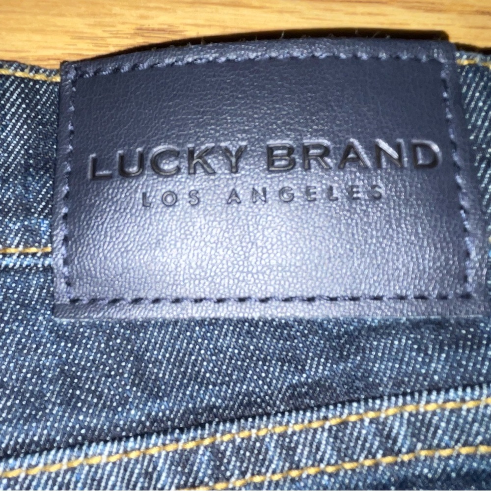 Lucky Brand Men’s 410 Athletic Slim Size 40x30 Dark Blue Excellent Condition - Picture 13 of 16